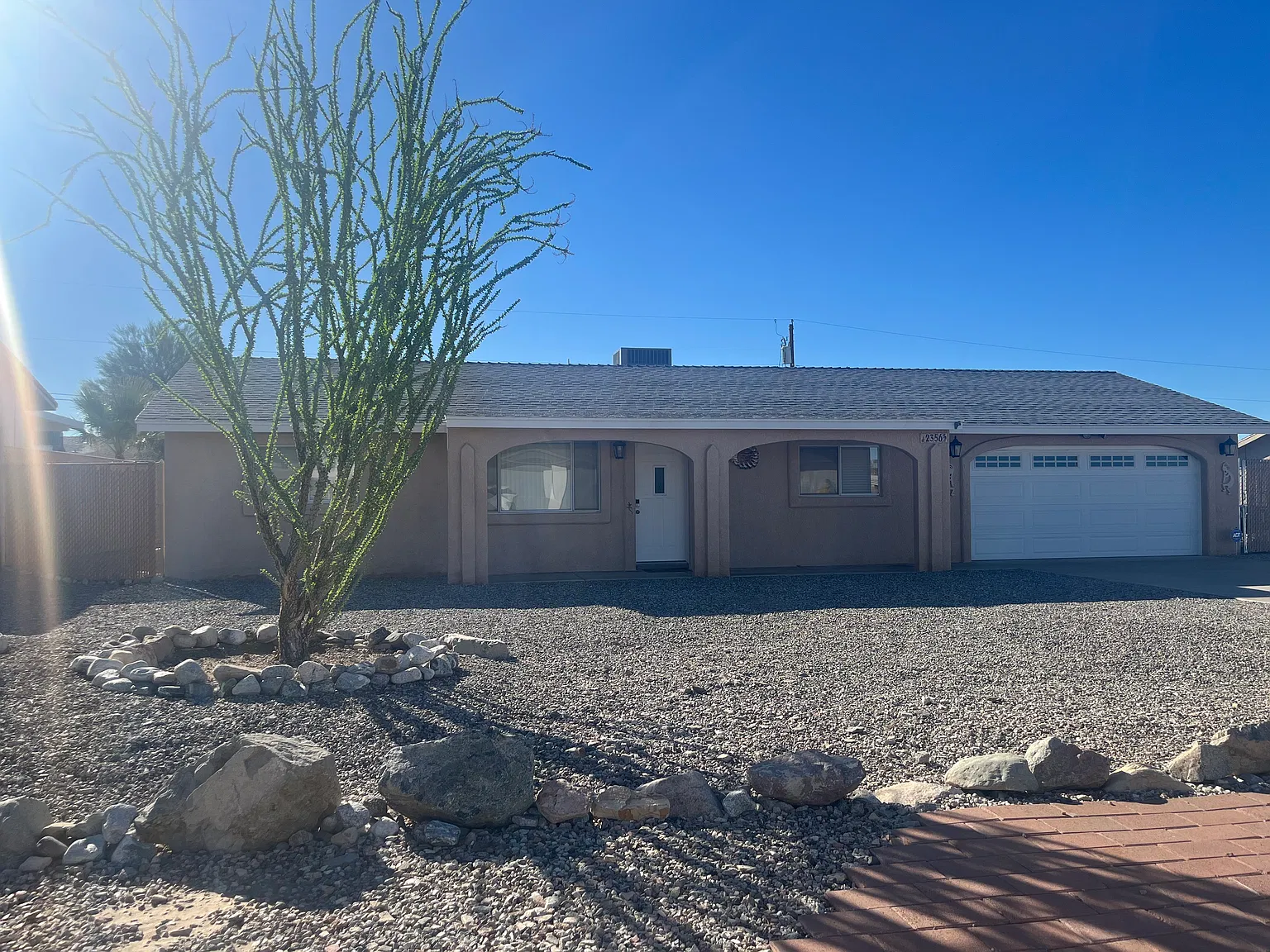 2 bed, 1099 sqft, $1,700 — Photo 2