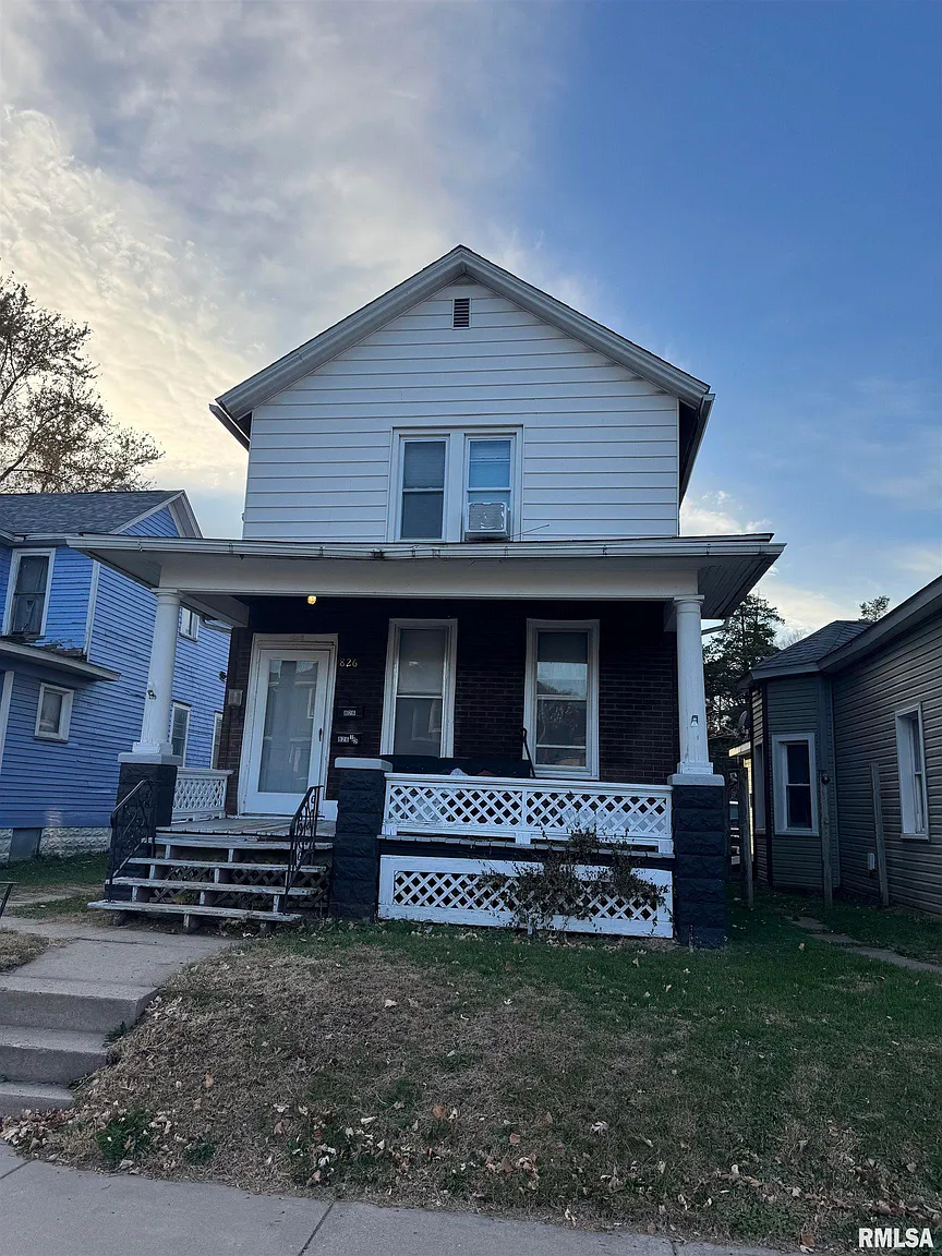 826 24th St photo 1