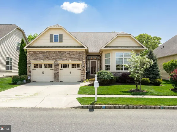 6 Mulhouse Dr, West Berlin, NJ 08091