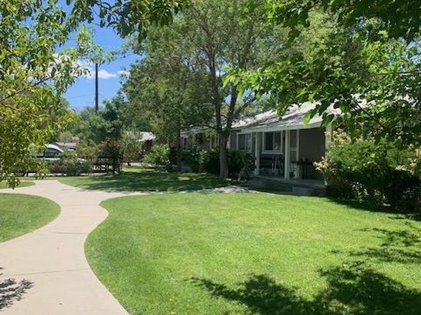 1871 Saniger Ln