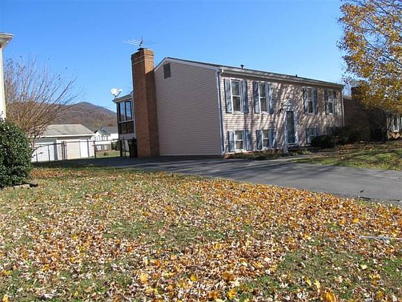 2nd image of 419 Stoneacres Dr