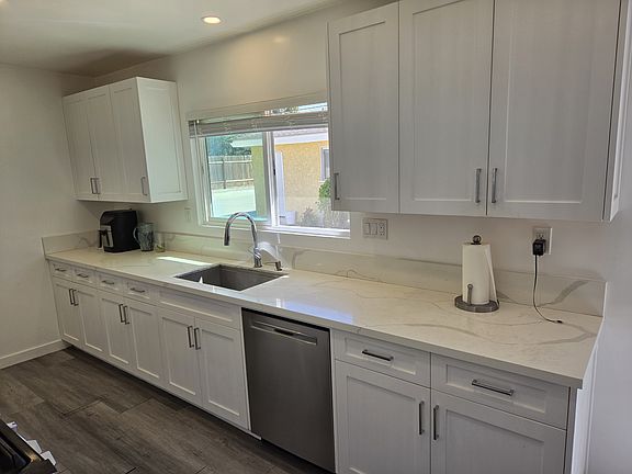 5th image of 13166 Phillippi Ave