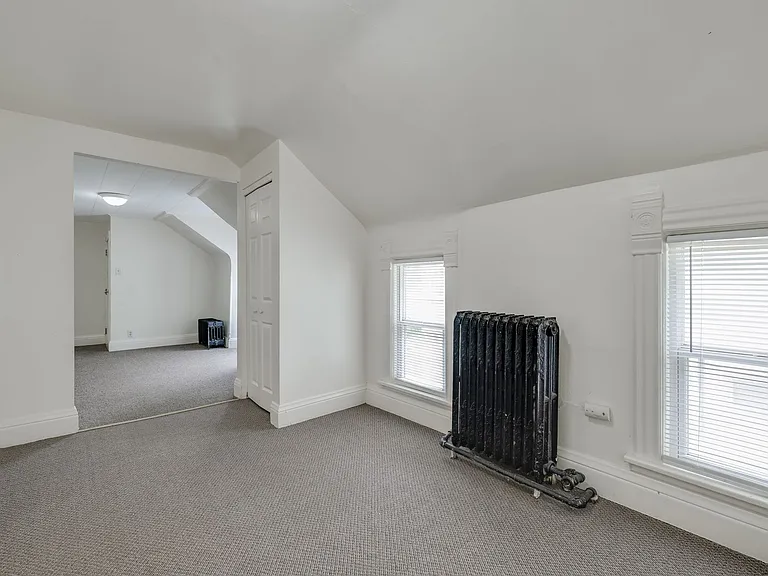 30 Olcott St — Photo 10