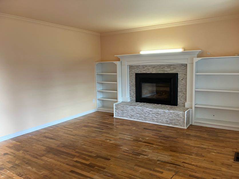 1st image of 14129 83rd Pl NE