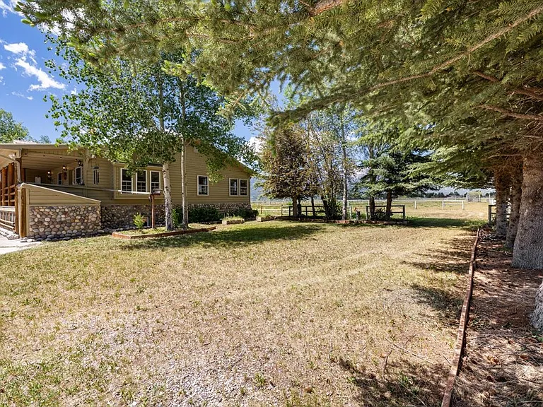 7705 N H C Dr — Photo 8
