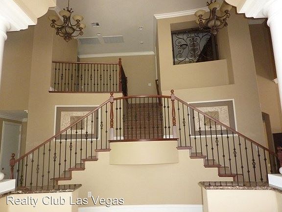 2nd image of 324 Onyx Crest St