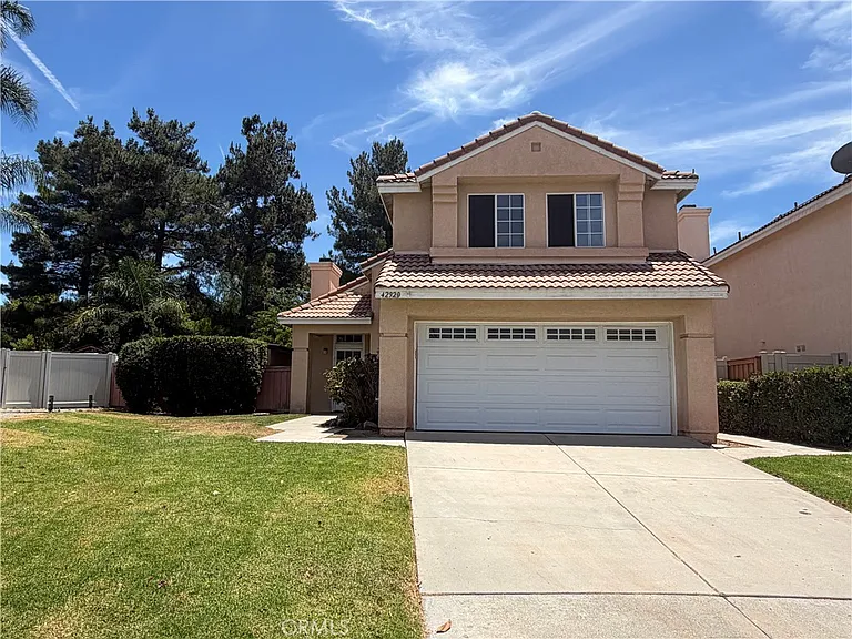 42920 Corte Salamanca — Photo 1