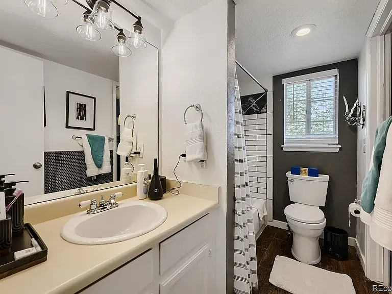 12704 Forest St — Photo 1
