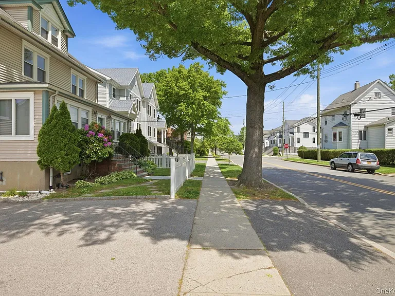 52 Nelson Ave #2 — Photo 11