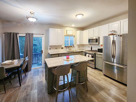 4th image of 166 Monarch Dr #2602