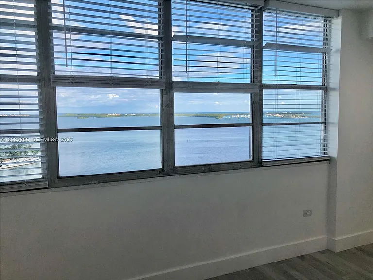 905 Brickell Bay Dr #2029 — Photo 4