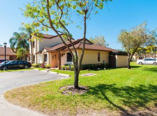 6366 NW 171st St, Hialeah, FL 33015