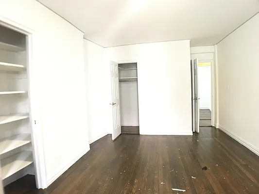 Rented by Bohemia Realty Group | media 19