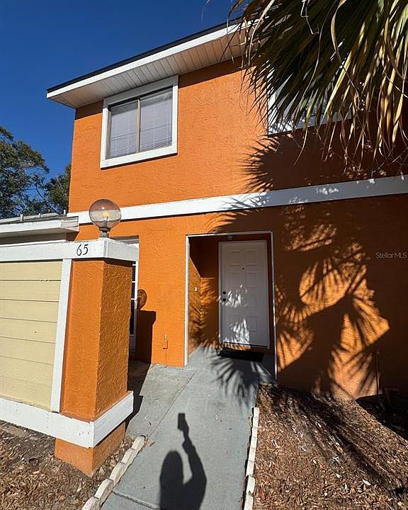 1st image of 65 Silver Falls Cir