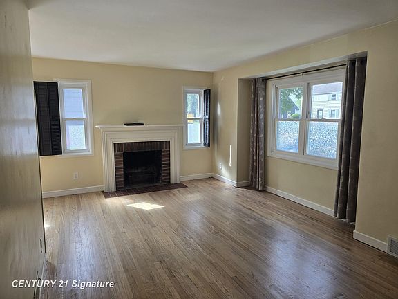 4th image of 3406 Gratiot Ave