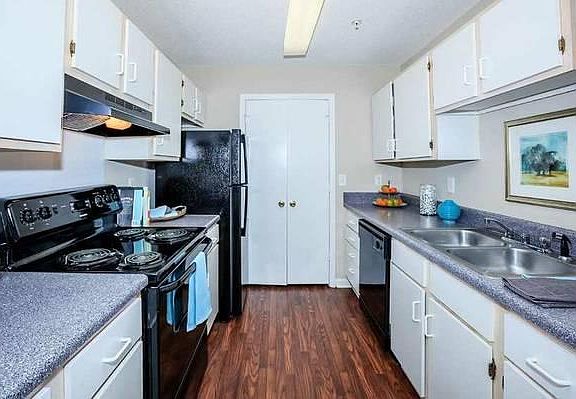 3rd image of 8242 Duralee Ln #Ub3pj9y3w