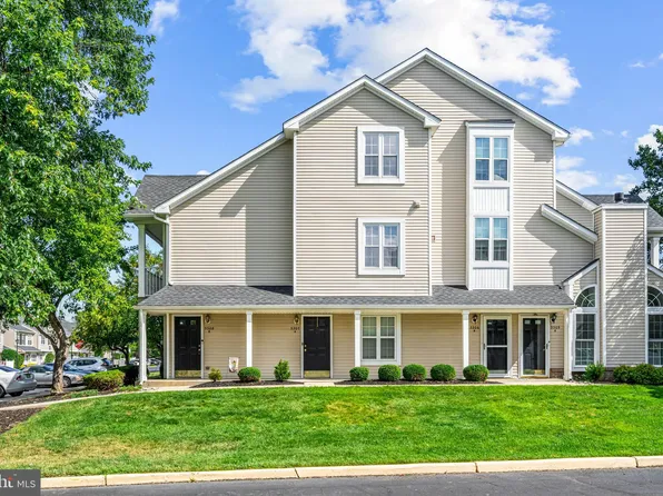 3308 Saxony Dr, Mount Laurel, NJ 08054