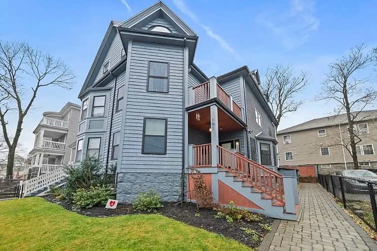 101 Rosseter St #1