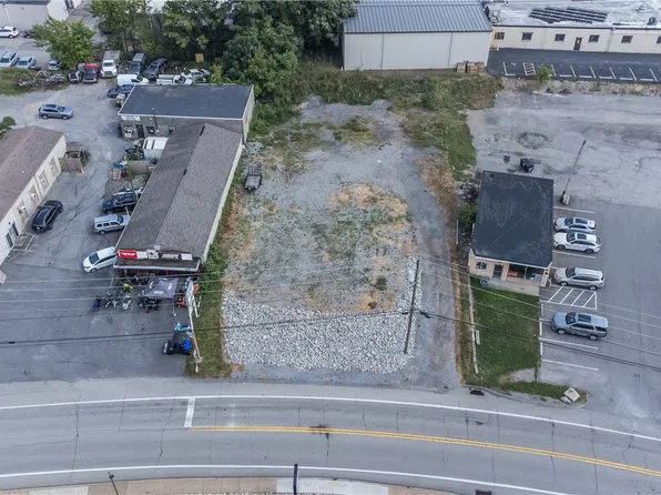 2960 S Park Rd, Bethel Park, PA 15102