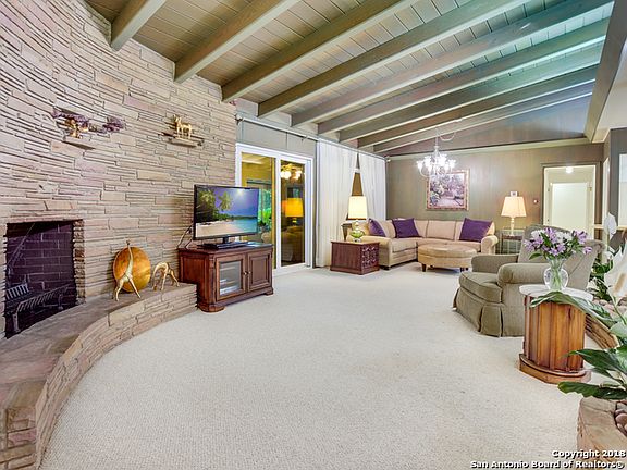 4th image of 506 Cave Ln