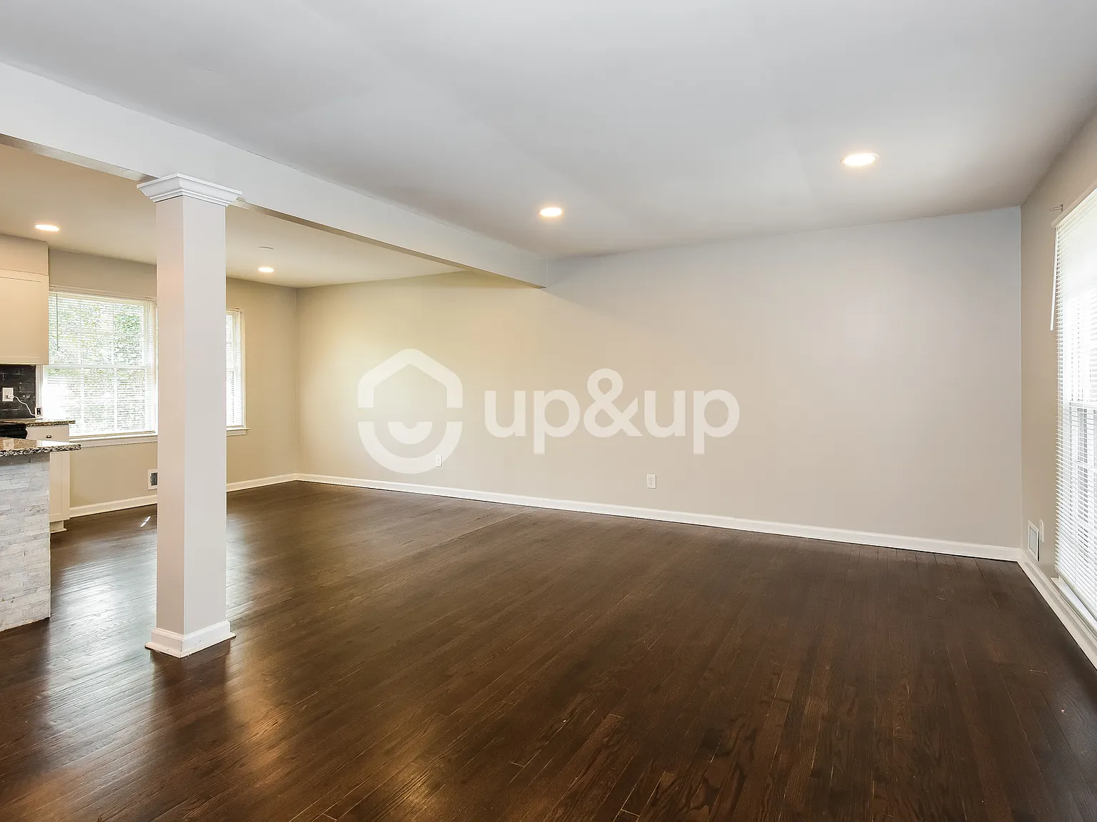 4 bed, 2.5 bath, 2280 sqft, $2,295 — Photo 2
