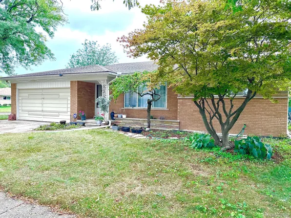26619 Eureka Dr, Warren, MI 48091
