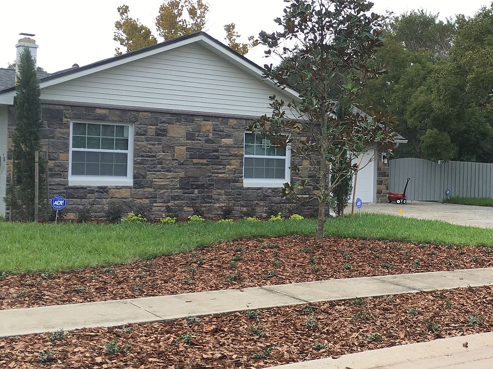 1st image of 3140 S Orleans Way