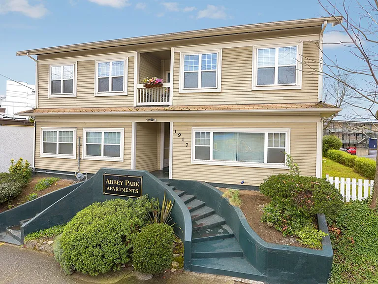 Abbey Park Apartments — Photo 19