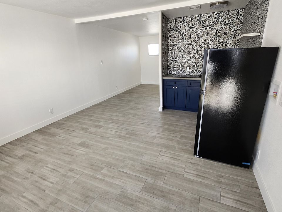 1st image of 119 W New York Ave APT 2