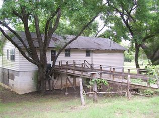 8809 Frontier Ct, Granbury, TX 76048