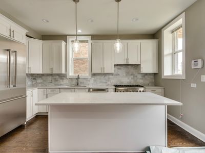 2432 N California Ave, Chicago, IL, 60647