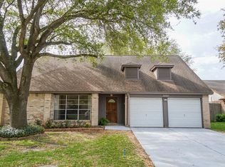16923 Summer Dew Ln, Houston, TX 77095