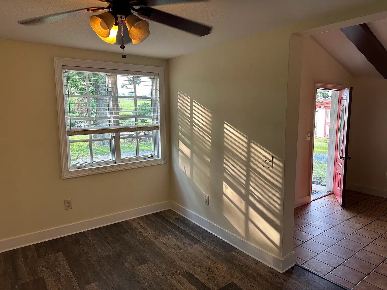 15215 Edwards Ferry Rd — Photo 4