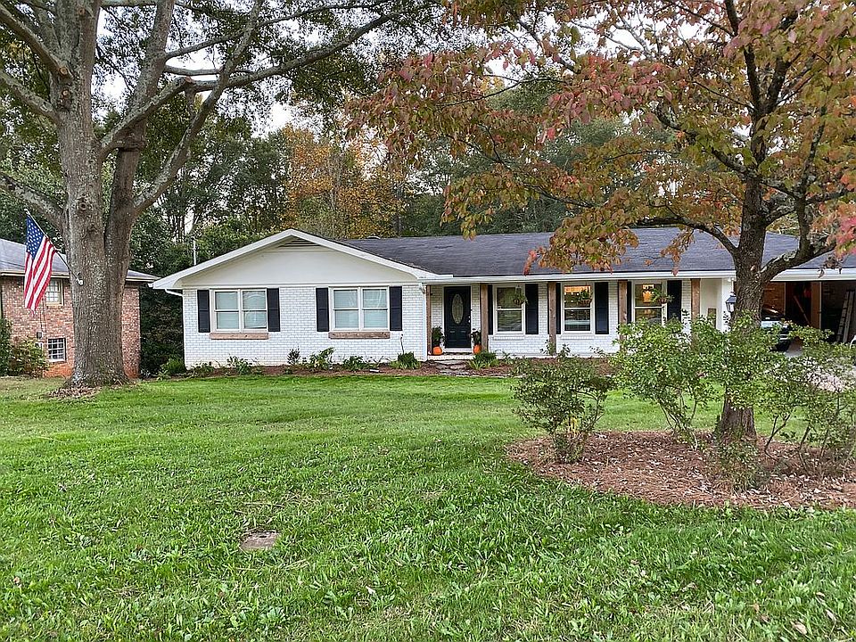 2nd image of 648 Reed Rd SE