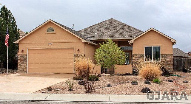 250 Vista Valley Dr