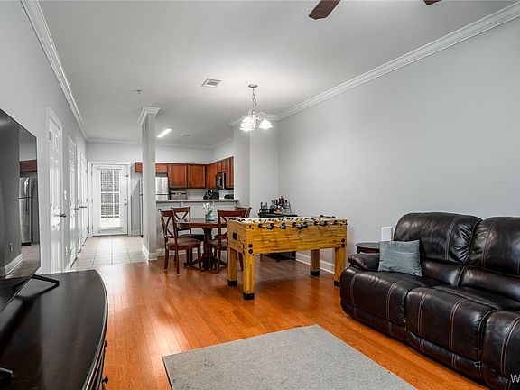 4th image of 3218 Veterans Memorial Pkwy APT 414
