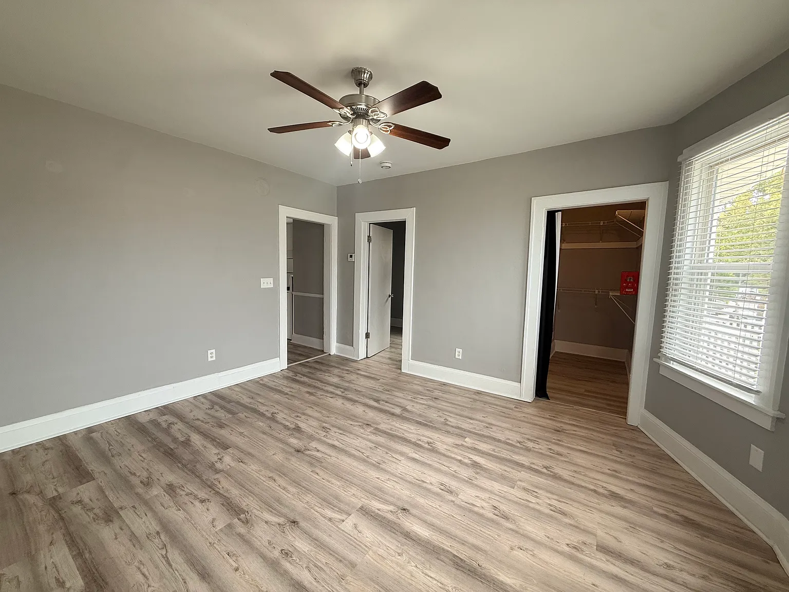2 bed, 800 sqft, $1,450 — Photo 4