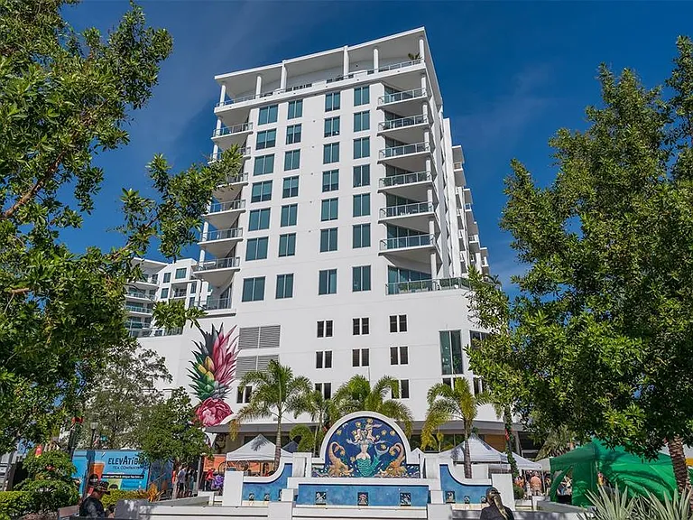 301 Quay Commons Dr #704 — Photo 46