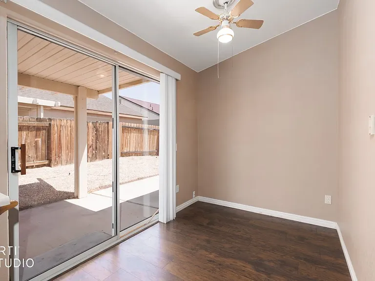841 Tucson St — Photo 8