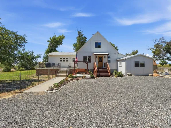 1452 P Rd, Loma, CO 81524