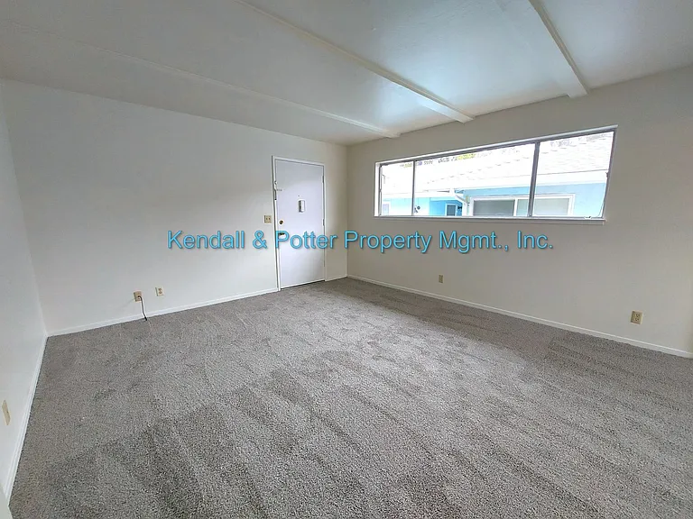 218 Alhambra Ave — Photo 8