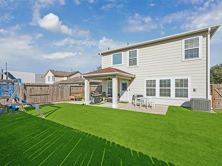 12223 Windsor Bay Ct — Photo 30