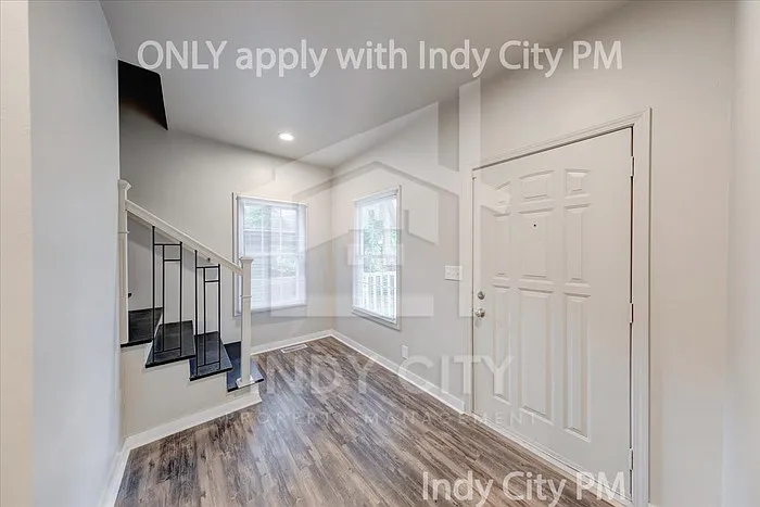 117 N Riley Ave — Photo 5
