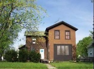 519 5th St, Aurora, IL 60505