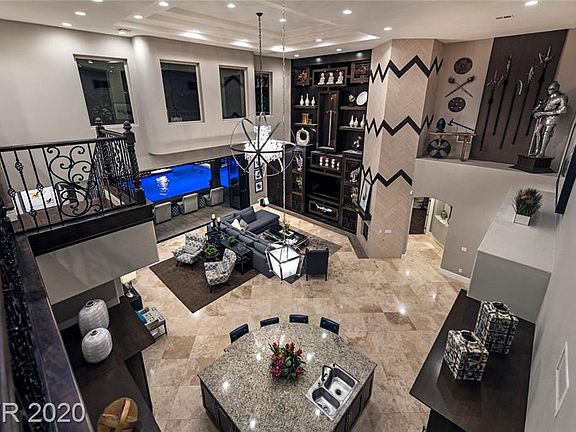 3rd image of 6335 Bellisima St