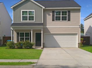 61 Chestnut St, Beaufort, SC 29906