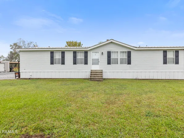 1100 Lena Dr, Arnaudville, LA 70512