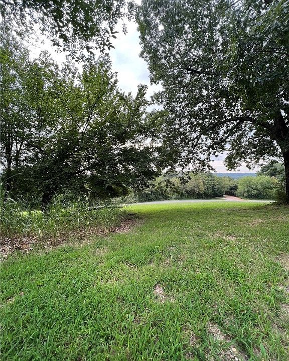 2nd image of LOT 4 Joy Loop