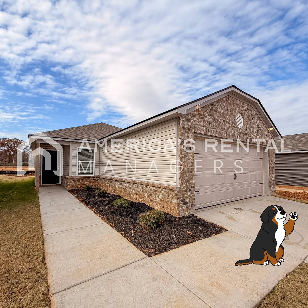 Move In Ready Home in Kenzie Meadows! View with 48 Hours Notice! — Photo 1