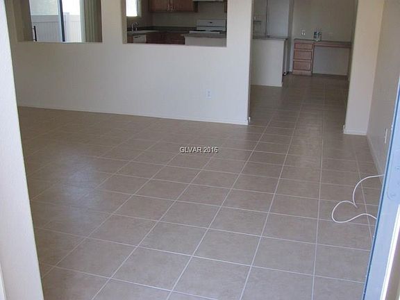 4th image of 9459 Wooded Heights Ave